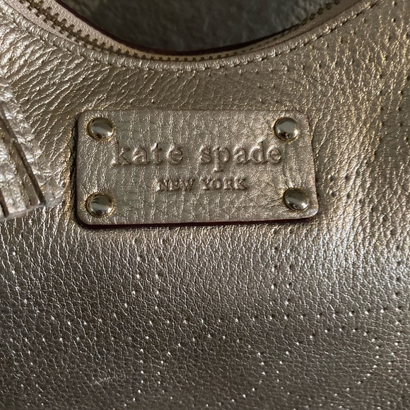 Kate Spade Vintage Mini Gold Bag. Excellent Condition - Picture 16 of 16